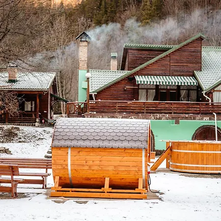 Feriested Barlogul Ursului Sulta